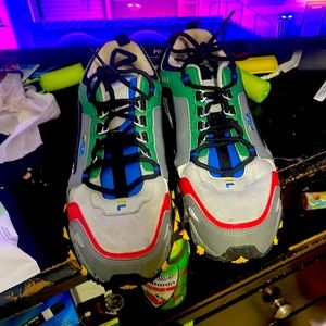 They are filas in women size 8.5